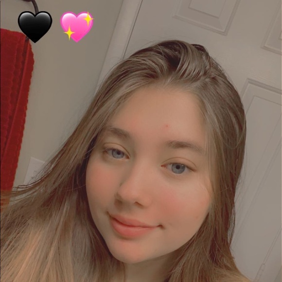 Meet your Posher, Serena - Picture 1 of 1